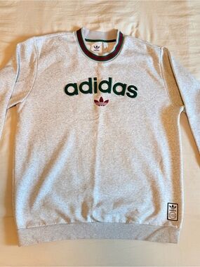 RARE - Adidas Light Gray Crewneck Sweatshirt Size Large
